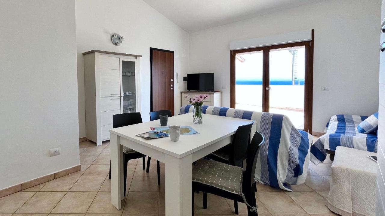 דירות קאלאסטה Attici Con Terrazzo Vista Mare מראה חיצוני תמונה